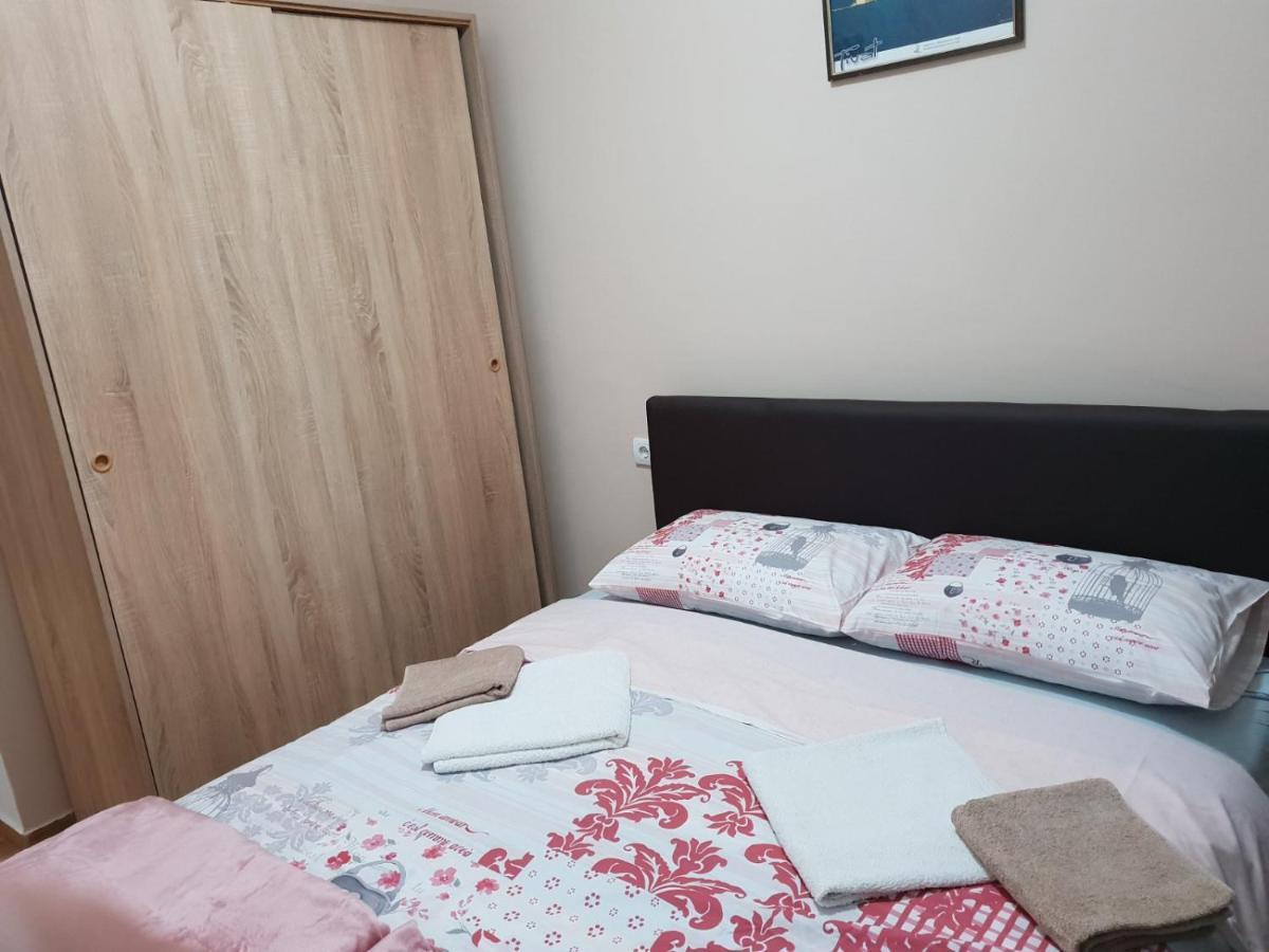 Apartmani Irena Tivat Exterior photo